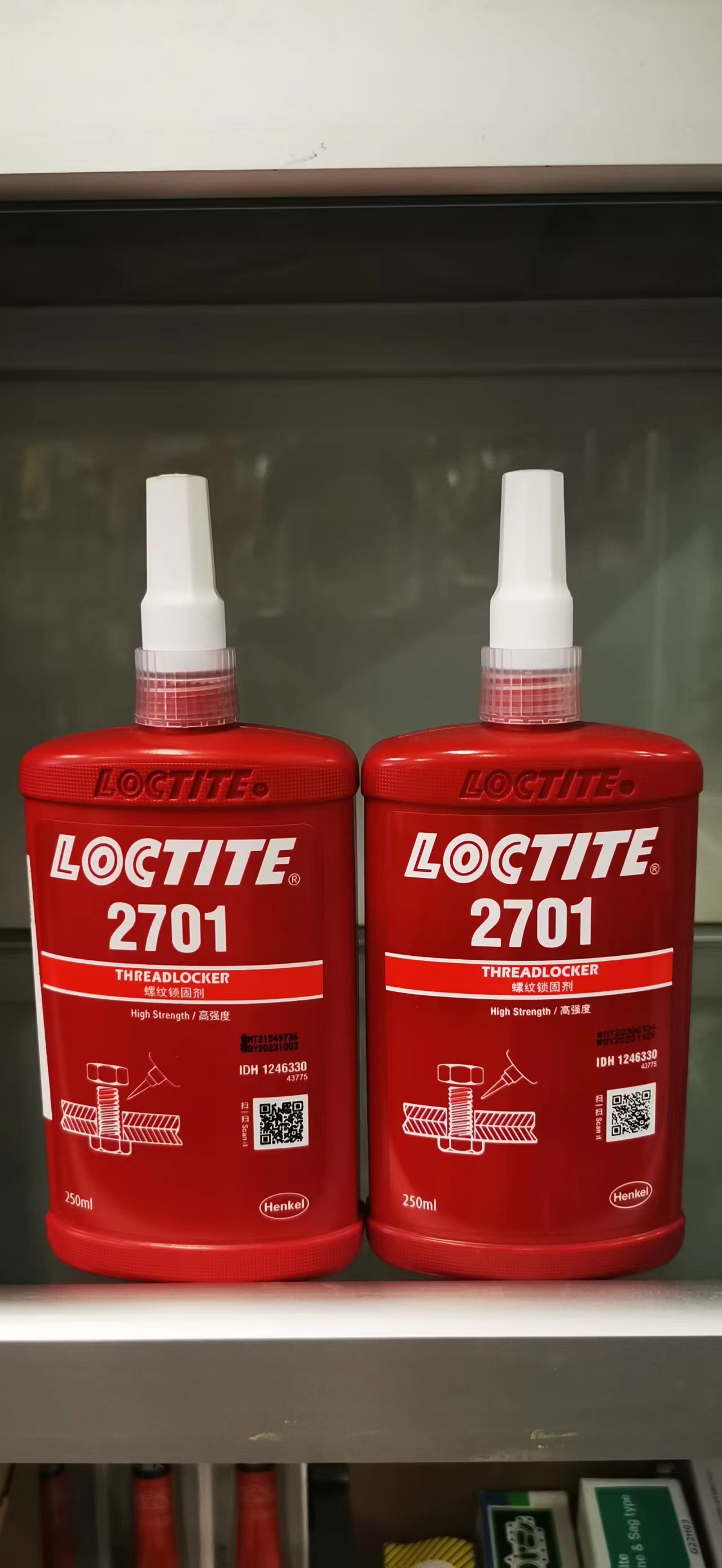 FM42 Loctite 2760 2701 Fijador de roscas tixotrópico, de alta resistencia, de curado rápido para aplicaciones de servicio pesado