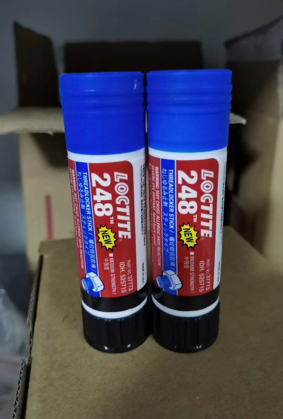 FM31 LOCTITE 248 268 9G Fijador de roscas de resistencia media Curado anaeróbico Pegamento en barra semisólido